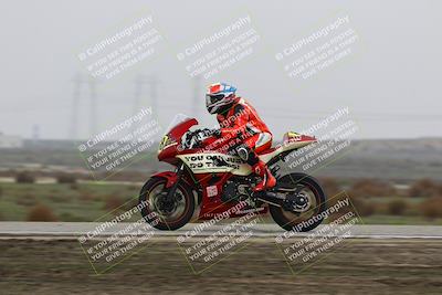 media/Nov-29-2025-TrackDaz (Sat) [[10ae2d9bce]]/B Group/Session 4 (Wheelie Bump)/